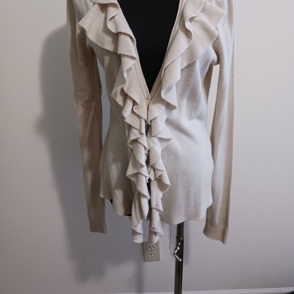 New York & Company Ruffle Front Cardigan Beige M EUC - Picture 4 of 13